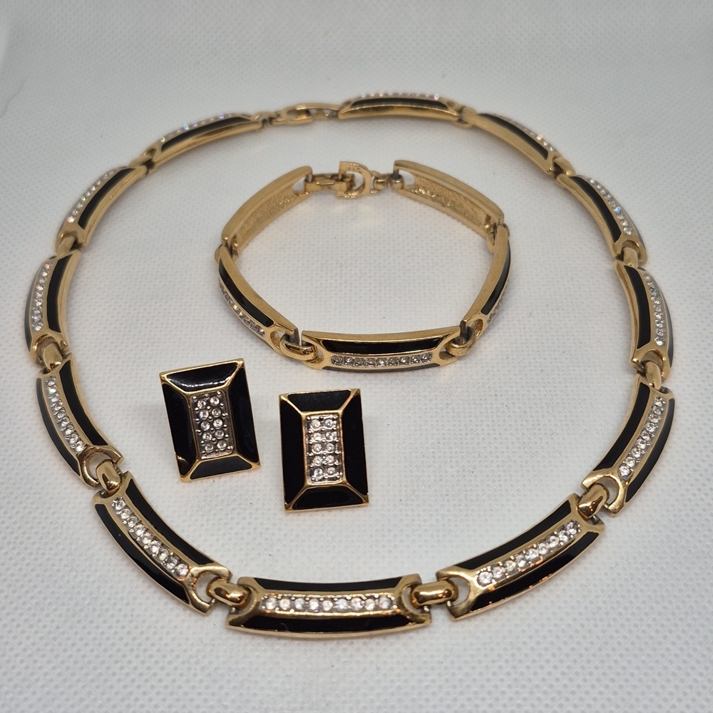 BUTLER FIFTH AVENUE COLLECTION Vintage Jewelry Set, Necklace, Bracelet, Earrings - Picture 5 of 16